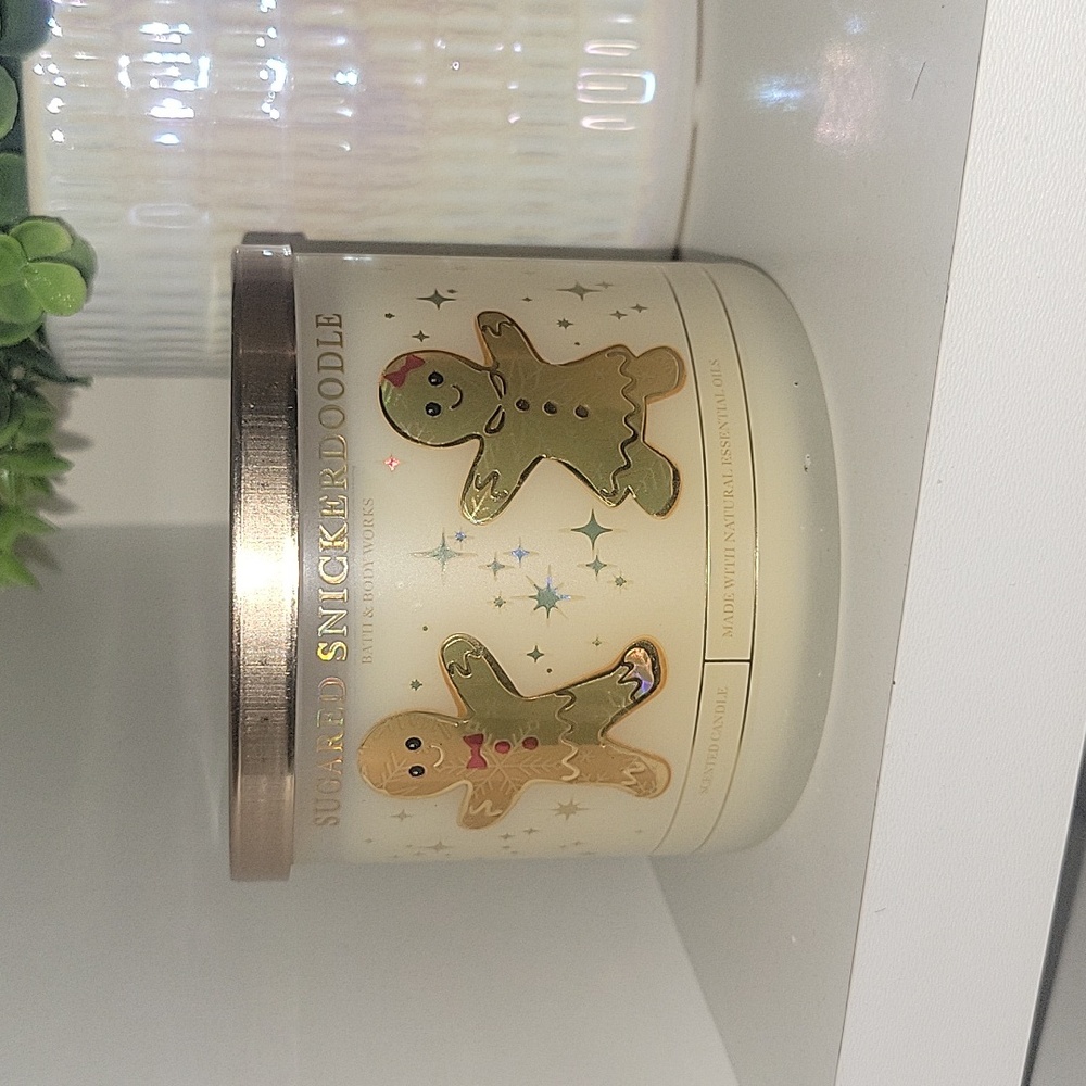 Bath & Body Works Sugared Snickerdoodle 3 Wick Candle